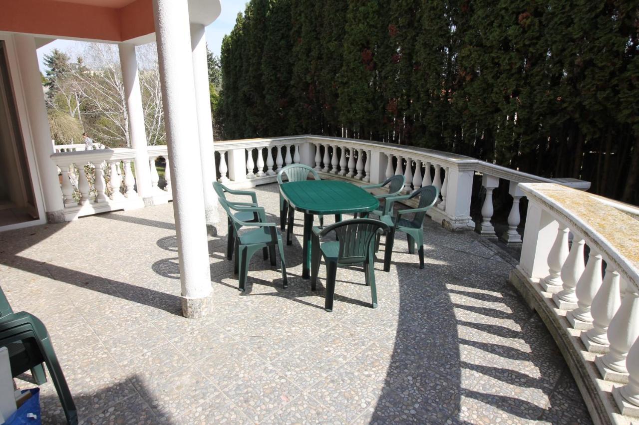 5 Haloszobas Wellness Vip House - Privat Medence 시오포크 외부 사진