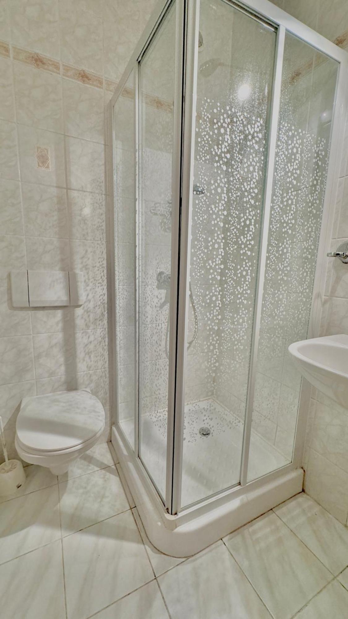 5 Haloszobas Wellness Vip House - Privat Medence 시오포크 외부 사진